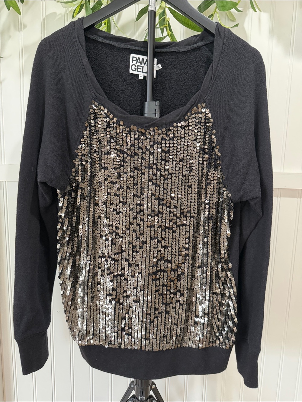 #1058 PAM & Gela Black Sweatshirt w Metallic Sequin & Zipper Back, Thumb Holes